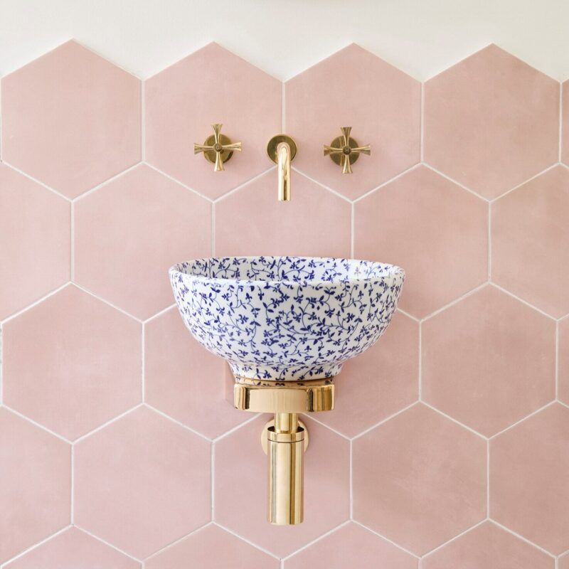 Mini Madeline luxury basin mounted with a Finn basin support bracket.
