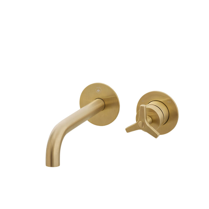 Jasper_wall_mounted_tap_brushed_gold