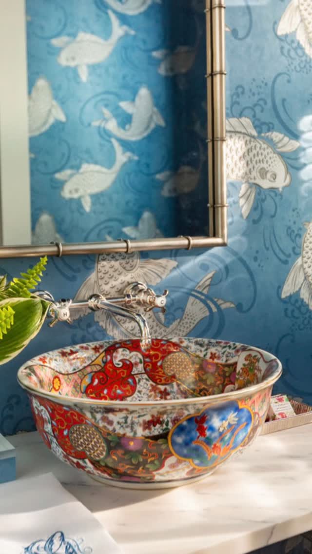 A delightfully vibrant powder room by @pagelouisell 💙 Centred around our Melody countertop basin,...