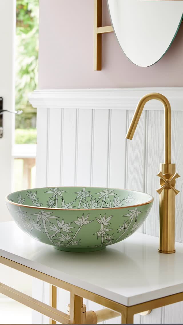 The Sophia basin brings a sense of calm to your bathroom 🌿✨ Its minty green hue evokes a tranquil...