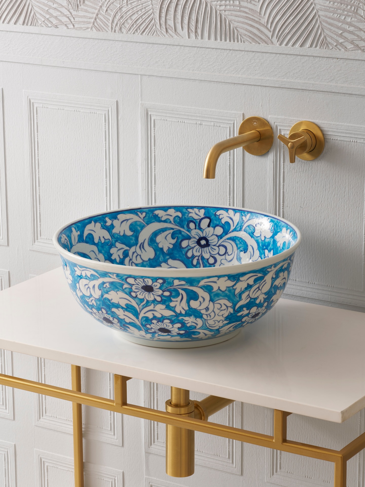 The new Cecilia basin 🤍✨ An ode to old-world Mediterranean charm, the Cecilia basin captures the...