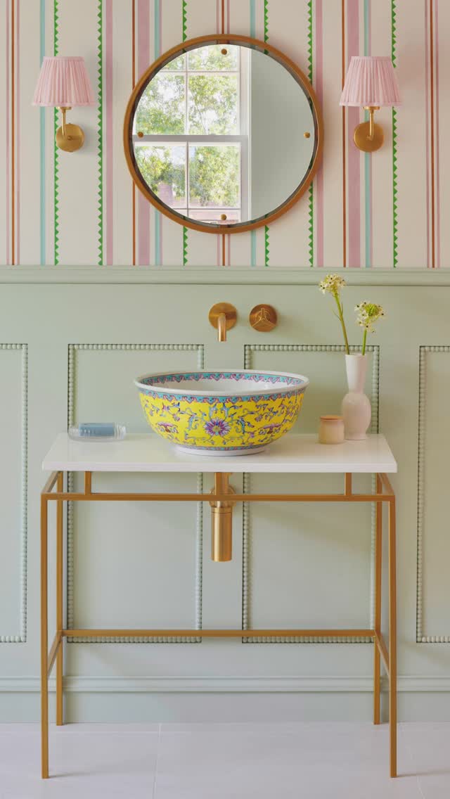 A crisp, sunny winter’s day in the UK calls for a sunny basin ☀️ The Stella countertop basin brings...